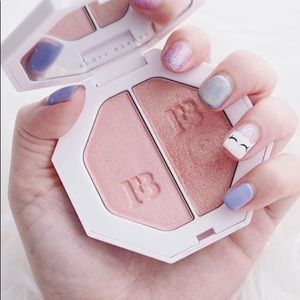 Fenty beauty highlighter